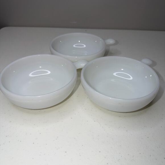 Vintage Glasbake White Milk Glass Soup Cereal Lug Handle 5" Glass Bowls USA Made - Picture 2 of 9